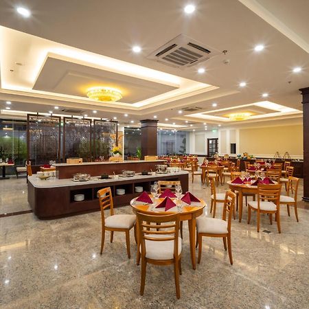 The Hub Hotel - Airport Thành Pho Ho Chí Minh Esterno foto