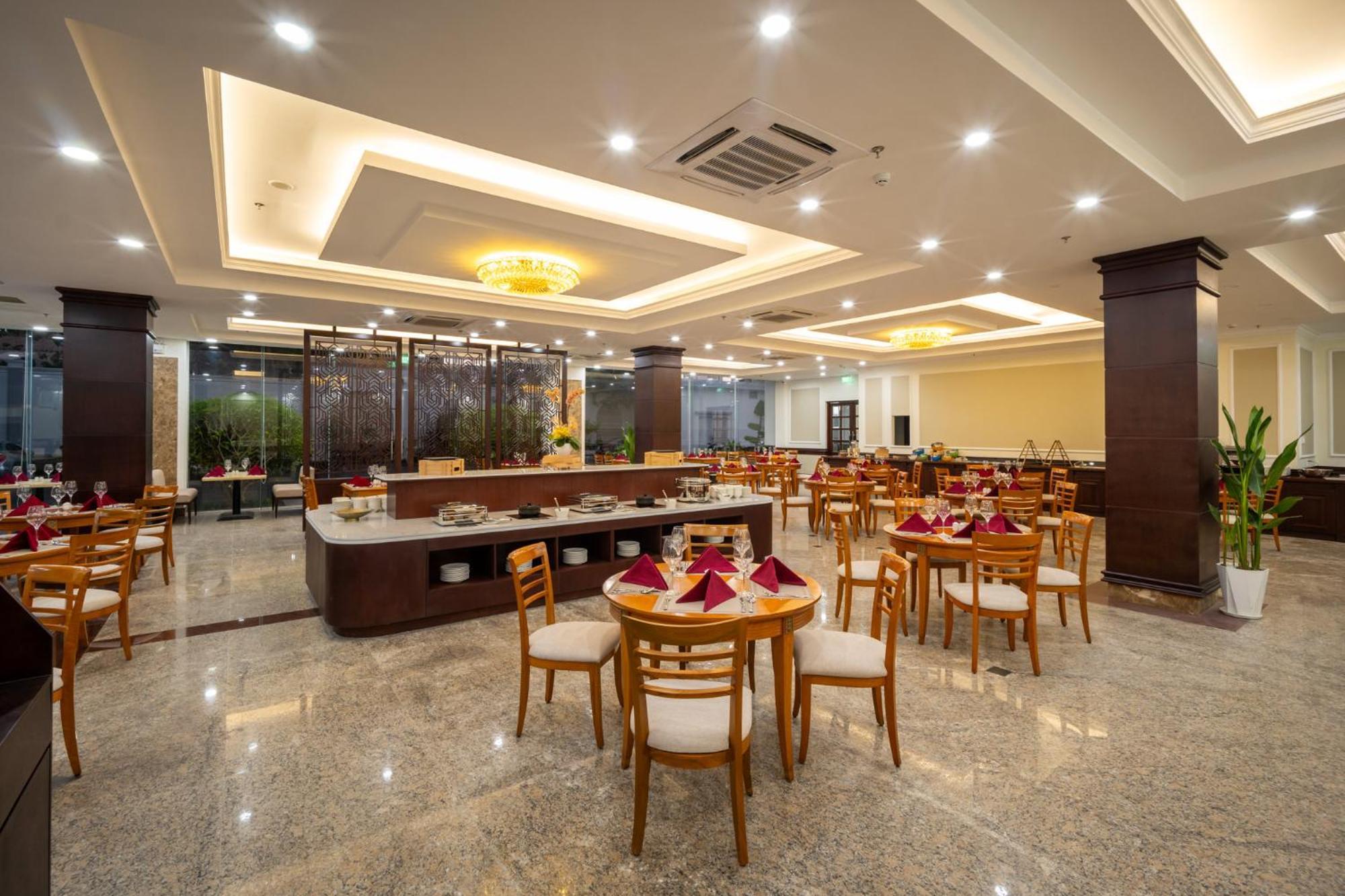 The Hub Hotel - Airport Thành Pho Ho Chí Minh Esterno foto