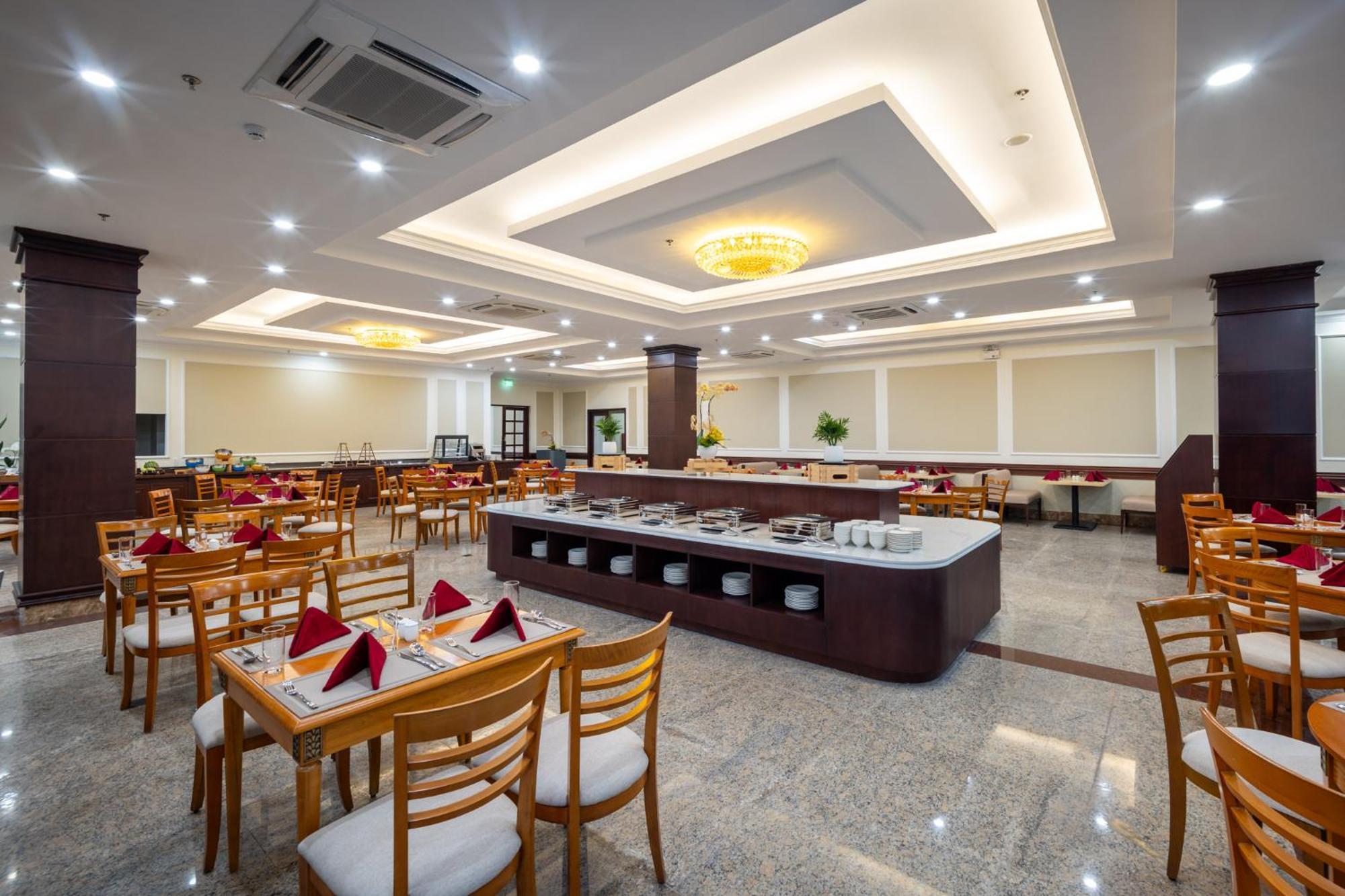 The Hub Hotel - Airport Thành Pho Ho Chí Minh Esterno foto
